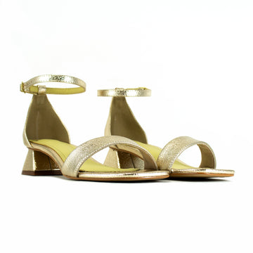 MOEMA CHAMPAGNE
